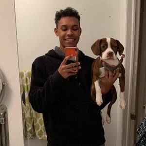 Meet your Posher, Devin